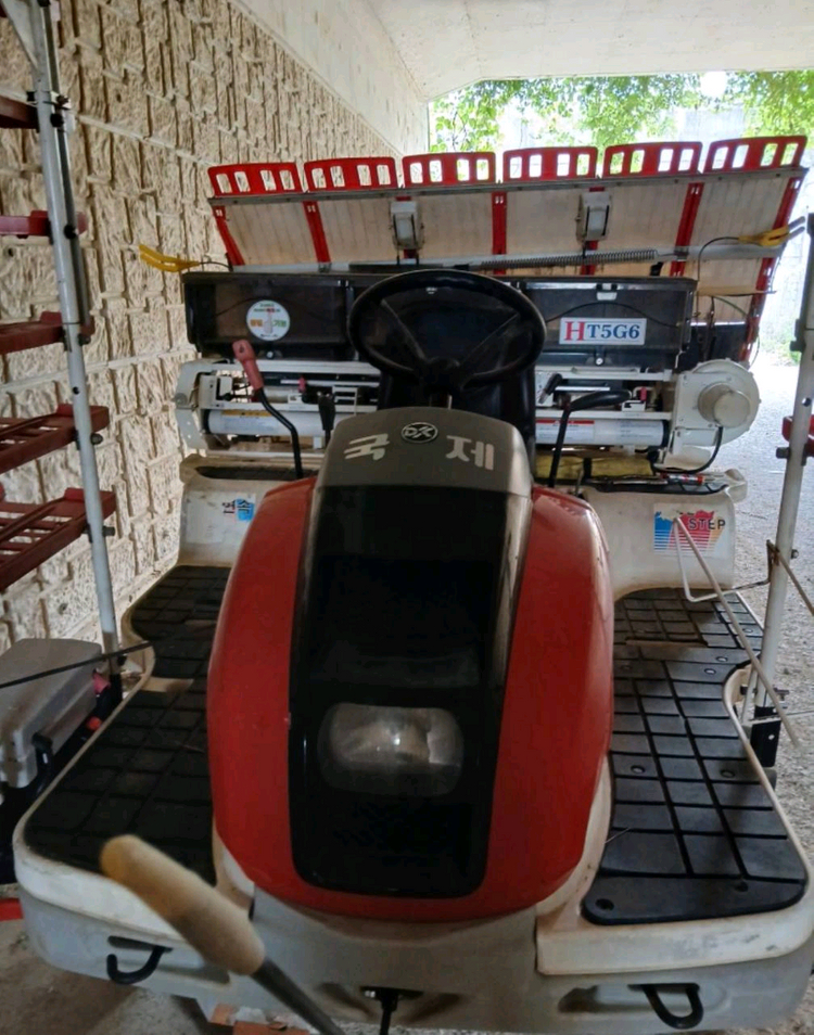 모심는기계 이앙기 국제 이앙기--6