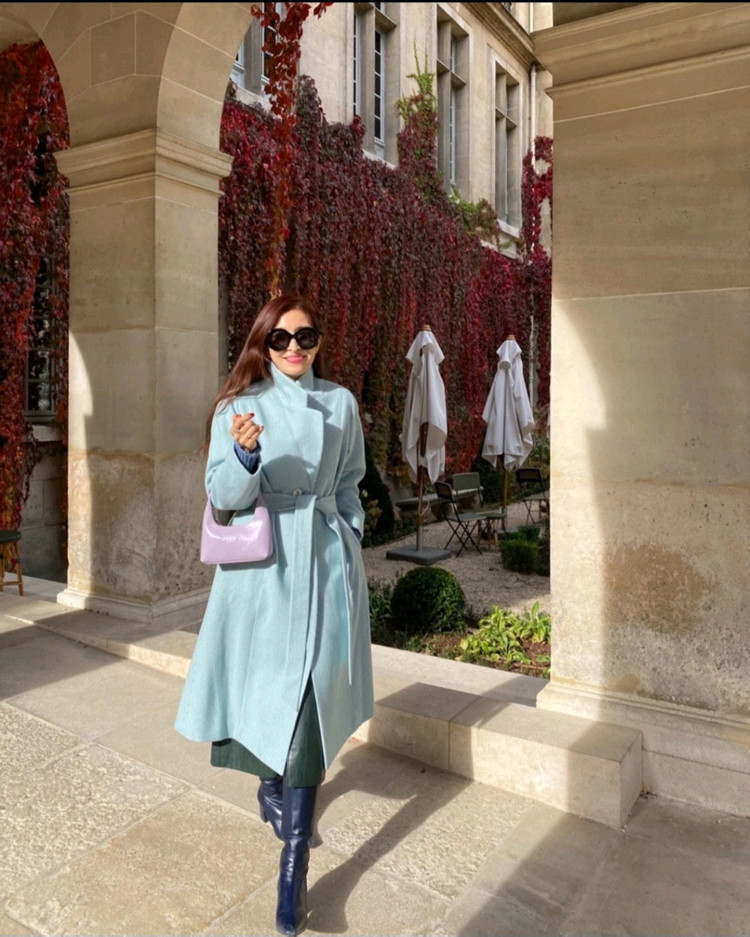 마지셔우드 미니 호보백 새상품(코스모폴리탄줄라이 착용)--6