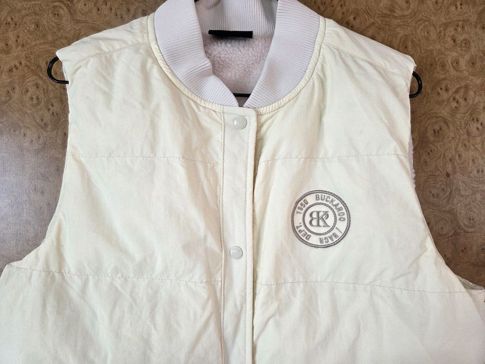 버커루 패딩조끼 이미지