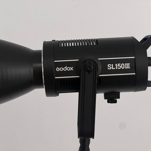 고독스 SL150III LED 150와트 지속광 조명