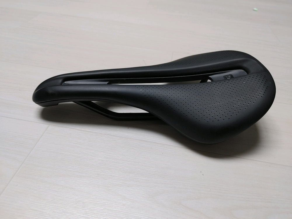 컨디션상)) 본트레거 벌스 프로 로드자전거 안장 카본레일 155미리 팝니다. (택포9만)--4