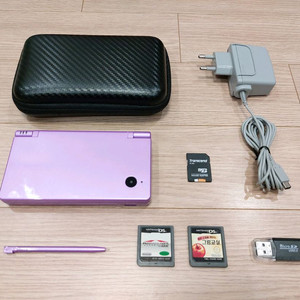 닌텐도dsi + 게임 이미지