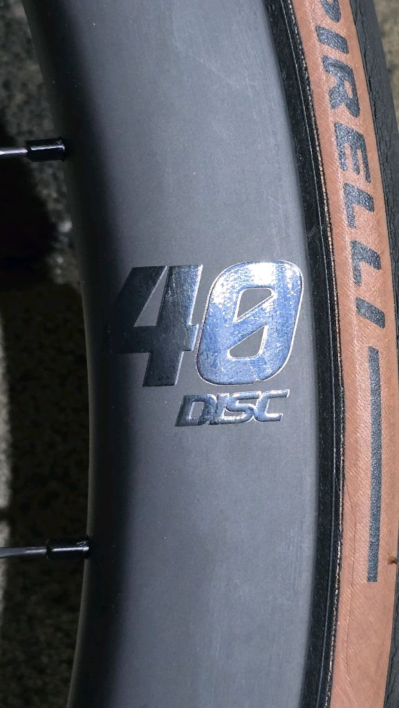 로드자전거 카본 휠셋 아비아브 에어로엑스40 디스크 이미지