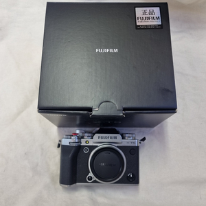 후지 x-t5 실버 바디 판매합니다