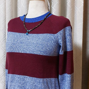 스트라이프 니트 스웨터 새 상품