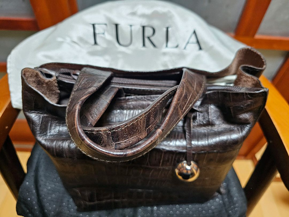 [정품/희귀] 빈티지 훌라(FURLA) 크로코 엠보 레더 토트백 (더스트백 포함) 이미지