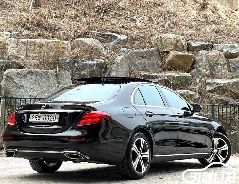 [벤츠]E-클래스 W213 E300 아방가르드 #3월급매 이미지