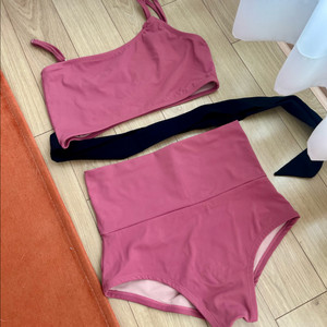 레브몽폴웨어 세트 엠사이즈