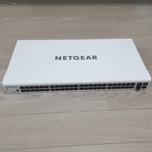 넷기어 10기가 허브 - GC752X ( 1기가 48포트 / 10G SFP+ 지원 스위치 ) 이미지