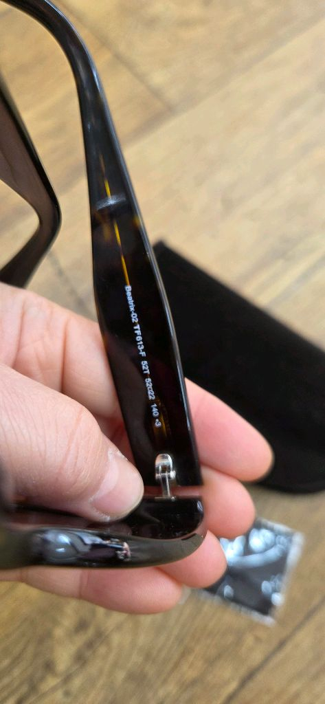 톰포드 여성 선글라스 ㅡ정품--4