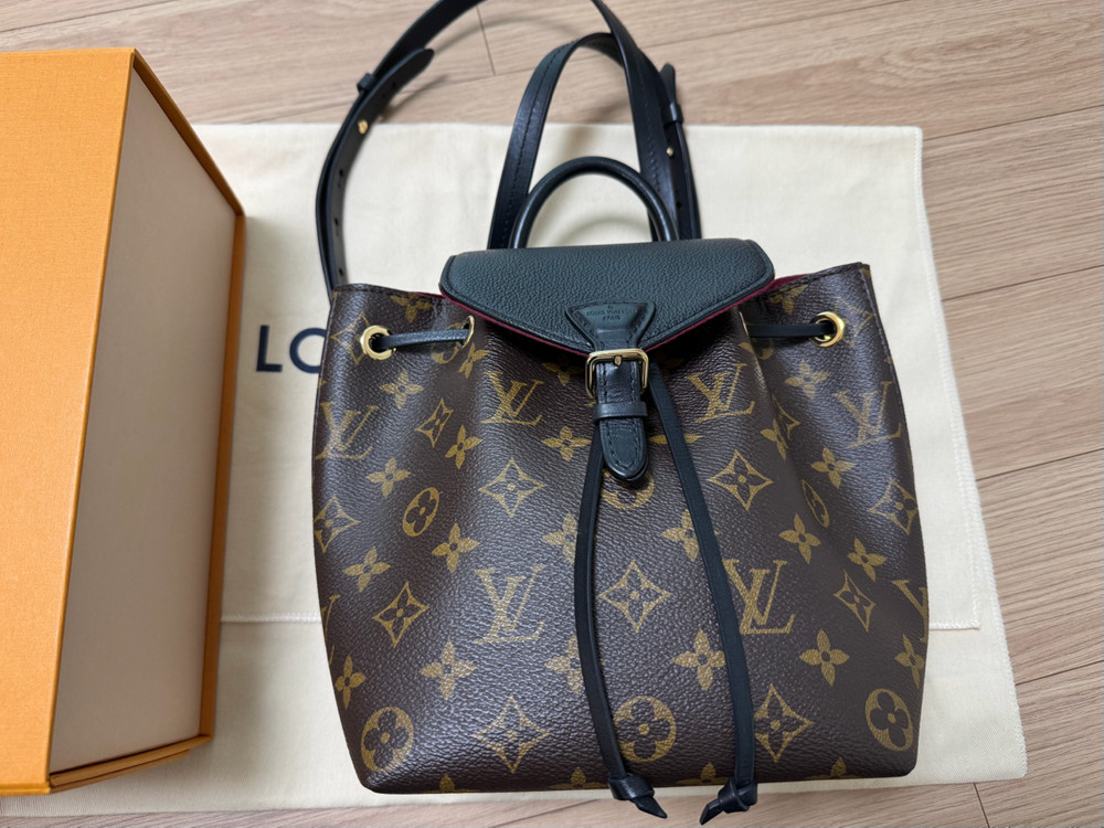 루이비통 몽수리 BB 모노그램 백팩--9