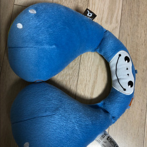 아기목베개 일회용턱받이 뽀로로공 범보의자 등