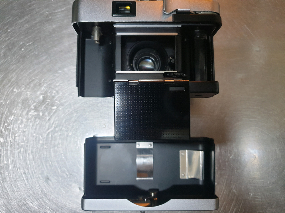 페트리컬러35E (필름카메라)PETRI COLOR 35E--4