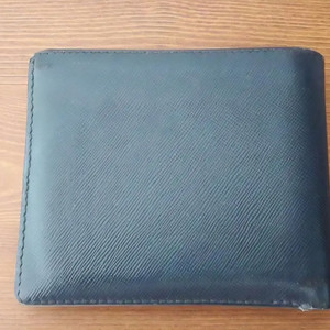 프라다 사피아노 레더 반지갑