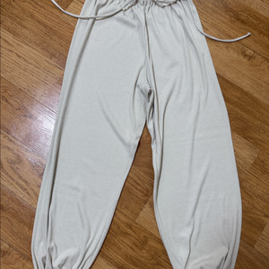 부디무드라 립조거 팬츠