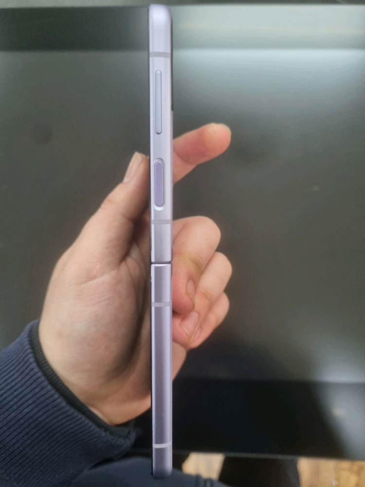 갤럭시 z플립3 공기기 팝니다--13