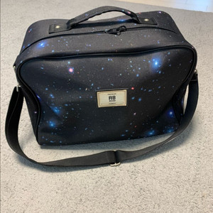 에이비로드 우주컬렉션 여행가방 보스턴백