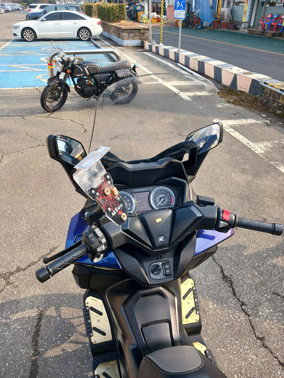 23년/포르자350/ABS/배달세팅/카멜레온 상태굿 저렴하게 판매합니다 3,190,000원--8