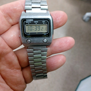 카시오 메탈 디지털 시계