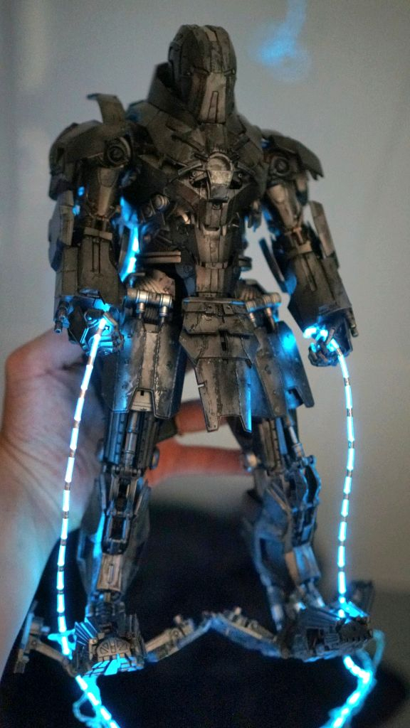 핫토이 아이언맨 마크6,워머신 마크1, 위플래시 마크2 일괄 판매합니다. 이미지