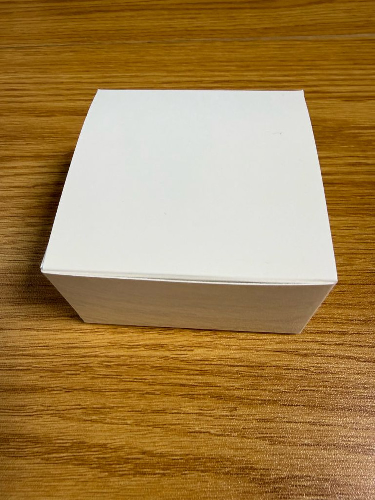 흰색 디퓨저 상자 이미지
