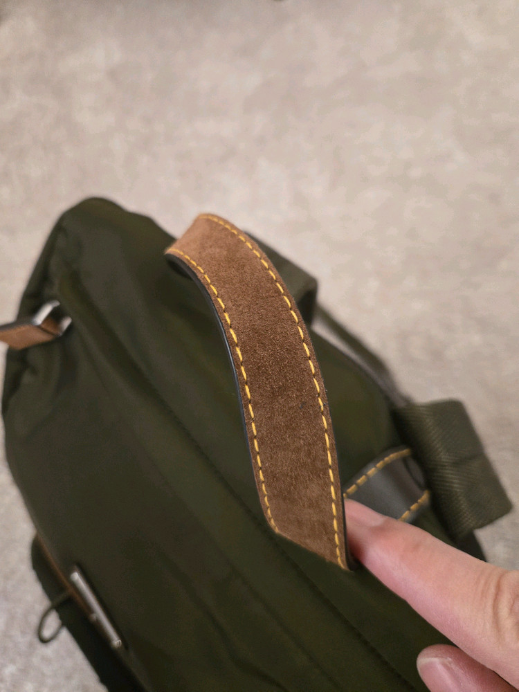 프라다 백팩 새제품--5