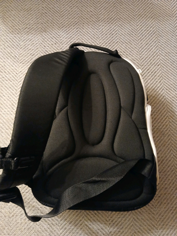 맨프로토 카메라 가방 슬링백 팝니다--1