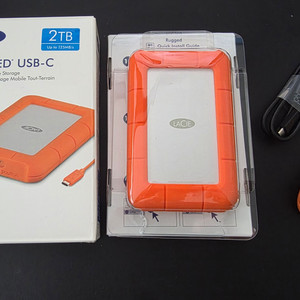 [S급/사용4시간] 라씨(LaCie) 2TB 외장하드 판매합니다