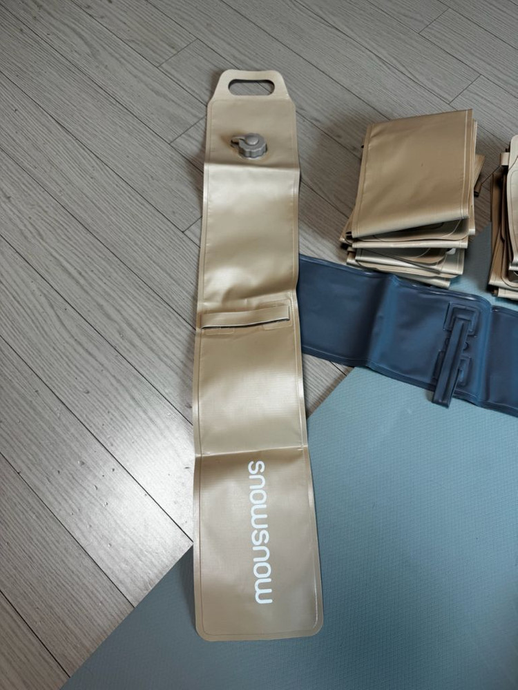 스노우스노우 텐트 워터백 물주머니 M 베이지 12개+1개 (새상품) 장박캠핑 텐트스커트 텐트모래주머니 장박스커트 텐 이미지