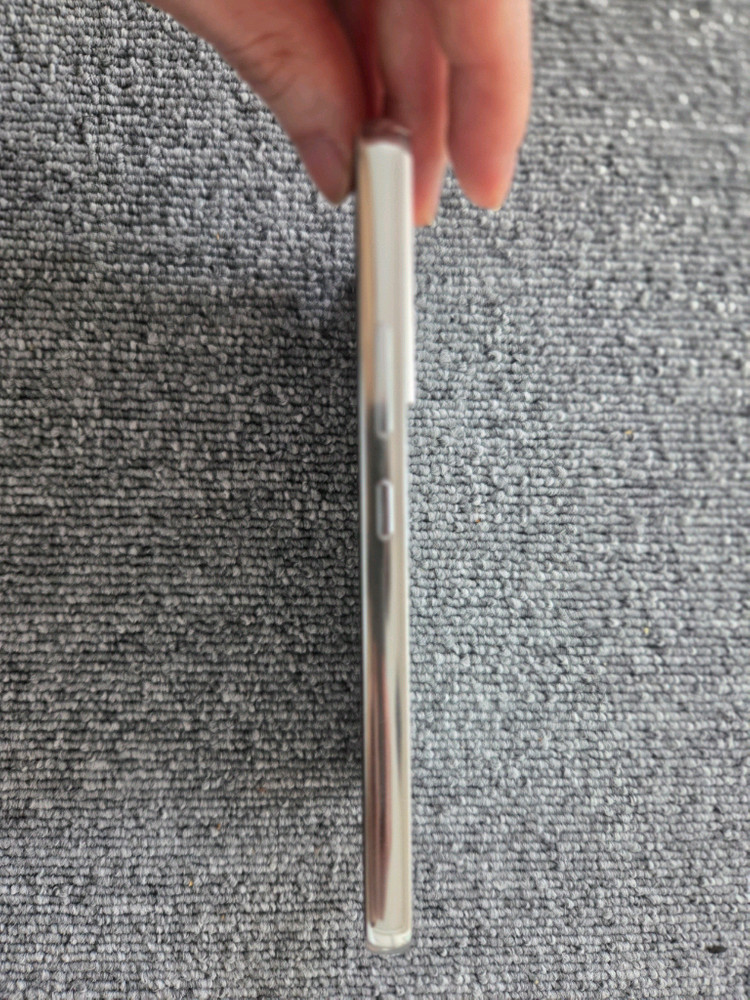 갤럭시s22 256GB 화이트 리퍼급--5