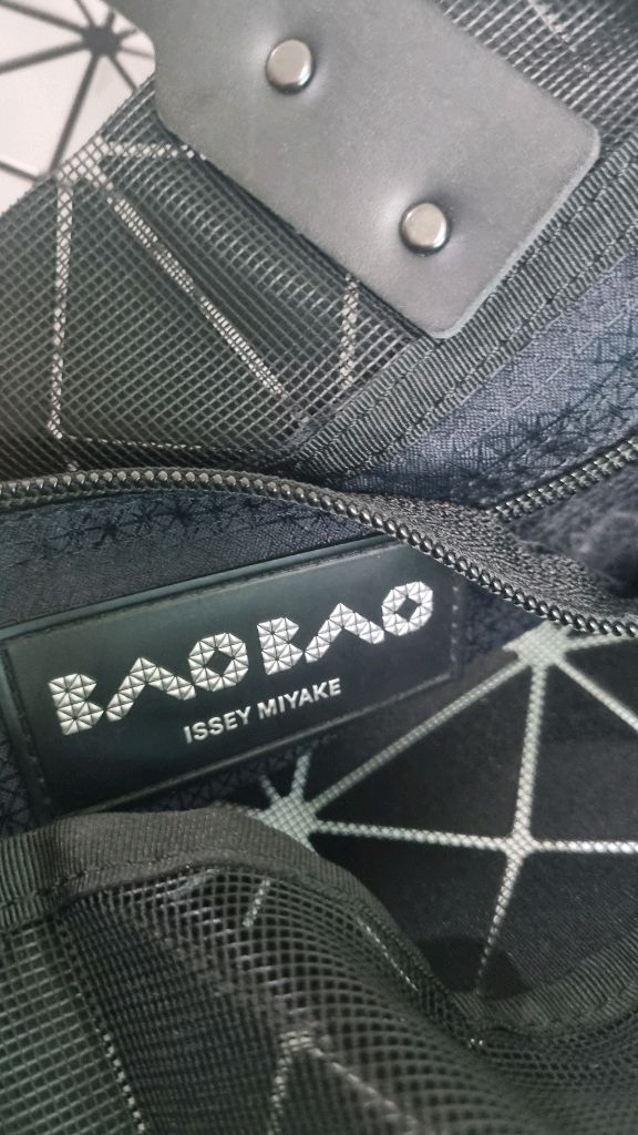 이세이미야케 바오바오 여성백 판매합니다--6