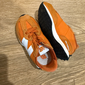 뉴발란스 키즈 327 135사이즈