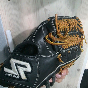 슈어플레이 11.5인치 올라운드글러브 판매합니다.