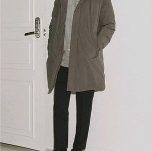 지오지아 구스다운 패딩코트 100 새제품 팝니다