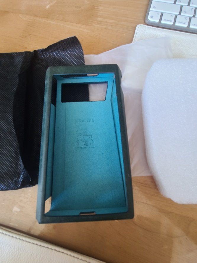 아스텔앤컨 A&K SP2000T 정품 케이스 입니다--1