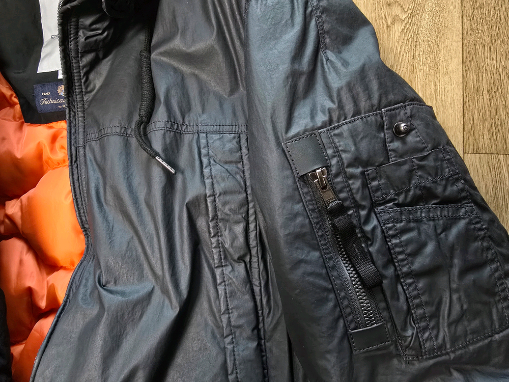 시리즈 구스다운 바머 105 새제품 팝니다--5