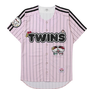 LG 헬로키티 야구 유니폼 구합니다