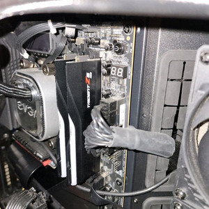 G.SKILL DDR5-6400 CL32 TRIDENT Z5 RGB (64GB(32Gx2) 이미지