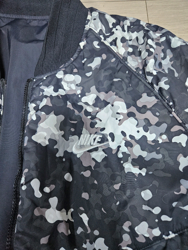 나이키 양면 점퍼 봄버 항공 점퍼 판매합니다.--4