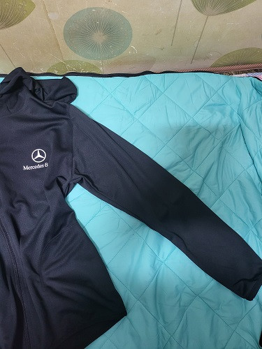 메르세데스 벤츠 경량 후드 집업--2