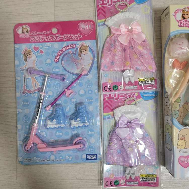 다카라 리카짱 킥보드 세트 일본다이소 에리짱 인형옷 2개 세트 일괄 육일돌 리카인형 블라이스 인형 의상 이미지