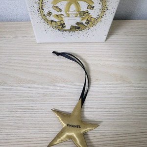 정품) 샤넬 화인 쥬얼리 참 키링