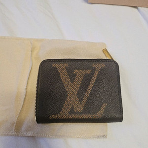 루이뷔통 모노그램 지퍼 카드지갑