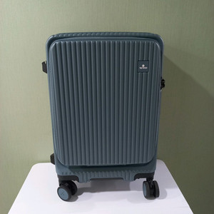 20인치캐리어 리옹 블루 새상품
