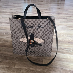 구찌 꿀벌 숄더백 크로스백트리옹프바이커백팩아바백테수토호보백구찌루이비통디올프라다샤넬생로랑명품