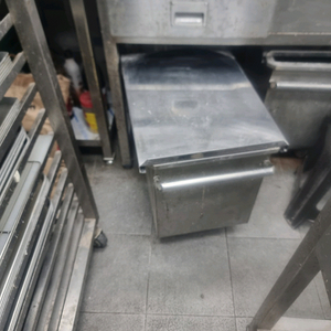 베이커리스텐가루통