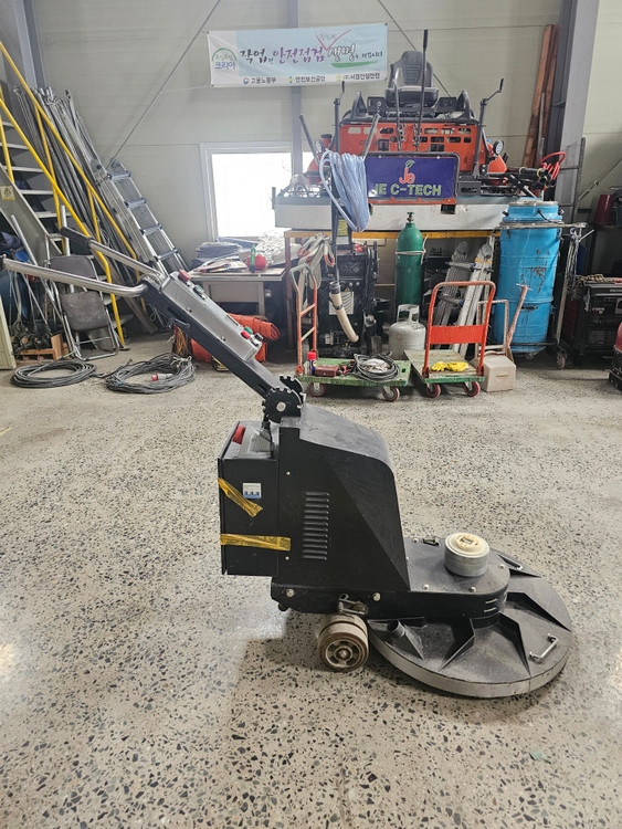 HP-27 바닥 광택기 팝니다.--2