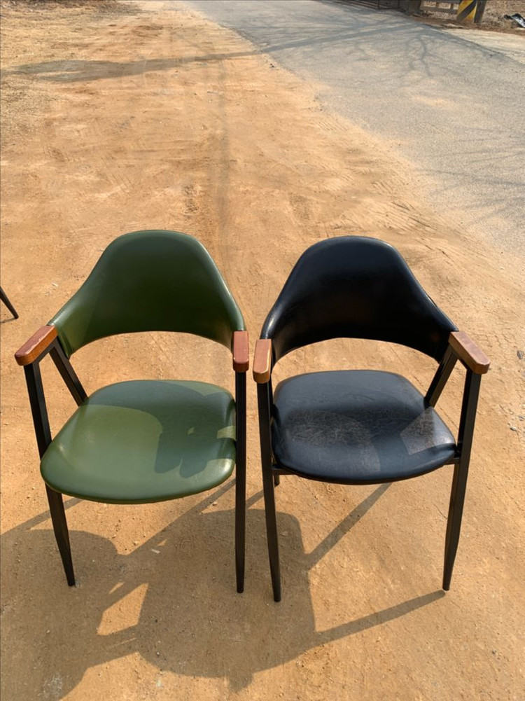 독서실 카페 식당의자 66개--1