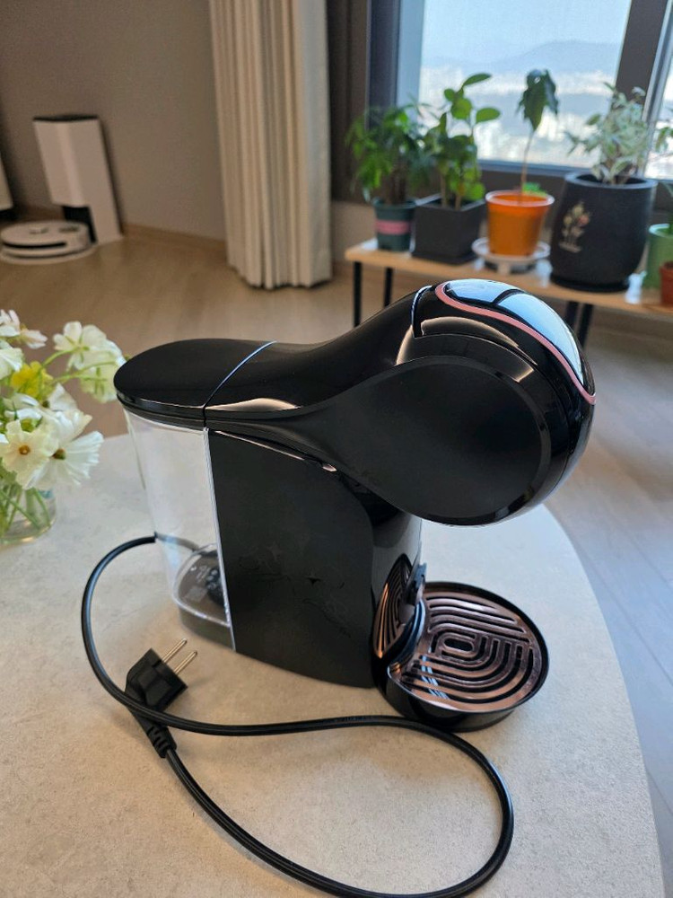 돌체구스토 지니오 s 쉐어 (블랙색상) 이미지