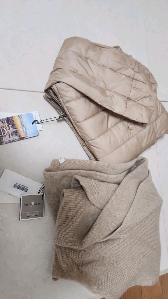 더캐시미어 캐시미어100가디건/패딩조끼 팝니다 이미지